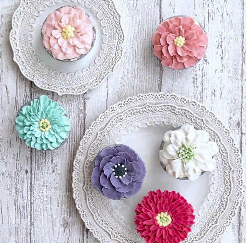 餡クリームフラワー①フラワーカップケーキ