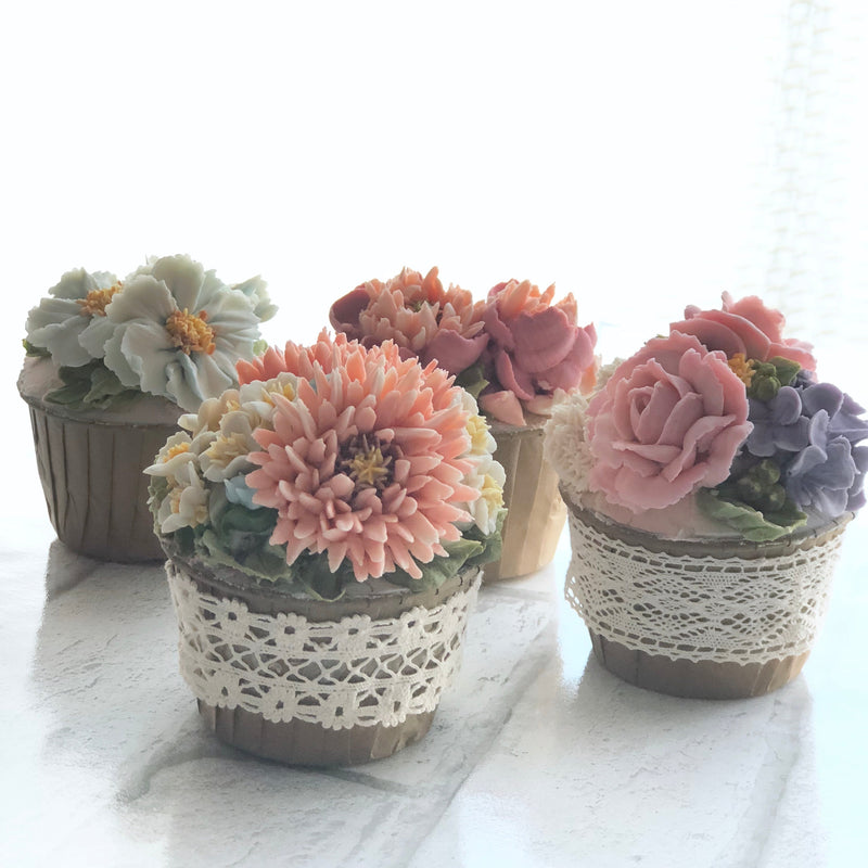 餡クリームフラワー②ブーケカップケーキ