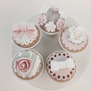 フォンダンカップケーキ